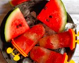 A picture of step 3 of Watermelon Popsicles.