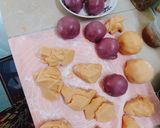 Hình bước làm 4 của món Bánh trung thu khoai môn mochi chà bông trứng muối