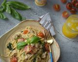 Foto langkah ke 7 dari resep Oseng Spaghetti Ayam dan tomat Cherry.