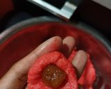 Foto langkah ke 4 dari resep Nastar Keju (Bentuk Tomat).