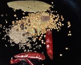A picture of step 1 of Tofu kadhai masala.