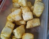 Foto langkah ke 2 dari resep Tumis Kulit Sapi (Cecek) dan Putih Telur.