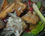 Foto langkah ke 3 dari resep Ikan Asin Daun Kemangi.