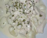 Foto del paso 4 de la receta: Pechuga de pavo con gnocchi y nata