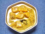कच्च्या केळ्याचा कुर्मा