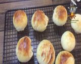 A picture of step 5 of Stuffed Beef Buns.