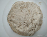 Foto del paso 1 de la receta: Pan semi integral con semillas