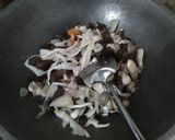Foto langkah ke 8 dari resep Cap cay jamur kekinian.