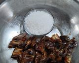A picture of step 1 of Sweet and Sour Fruit Preserve.