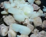 Foto del paso 3 de la receta: Pollo al verdeo