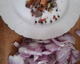 A picture of step 1 of Chicken curry.