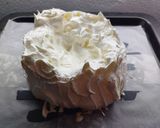 Foto del paso 5 de la receta: Pavlova con frutillas 🍓