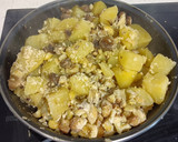 Foto del paso 4 de la receta: Sartén de patatas, castañas y champiñones a la mostaza