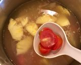 Hình bước làm 2 của món Canh Chua Mực
