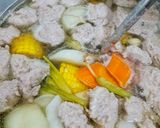 รูปขั้นตอนการทำที่ 1 ของ ก๋วยเตี๋ยวปลา