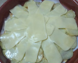 Foto del paso 7 de la receta: Falsa lasaña de chips de papas, pavo y calabacín