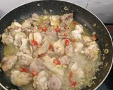 Hình bước làm 4 của món Gà kho sả