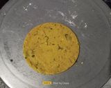 A picture of step 7 of Bajra Methi Bhakhri (Pearl Millet Flour Methi Bhakhri).