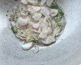 A picture of step 1 of Matar paneer.