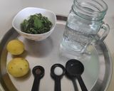 A picture of step 2 of Mint lemonade Beverage.