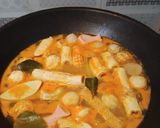Foto langkah ke 3 dari resep Steamboat Kuah Tomyam.