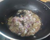 A picture of step 2 of Bathua Dal.