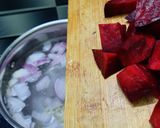 A picture of step 2 of Pink (beetroot) pasta.
