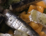 Foto del paso 4 de la receta: Ensalada con sardinillas