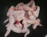 Foto langkah ke 1 dari resep Sayap Ayam Masak Oregano Kecap.