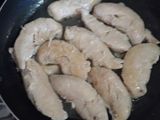 Filetillos de pollo con crema de champiñones y Quinoa