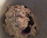 A picture of step 4 of Low fat blueberry scones.