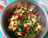 Foto langkah ke 1 dari resep Set Menu (Tumis Tauco Kangkung Tahu, Balado Ikan Kembung).