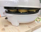 A picture of step 7 of Yogurt Cheese Crispy Mini Cakes - Parent-Child Baking.