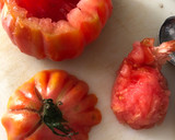 Foto del paso 3 de la receta: 300. Tomates rellenos de ensaladilla de arroz (principal arroz)