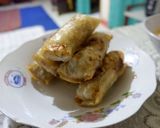 Foto langkah ke 4 dari resep Vietnamese Spring Roll.
