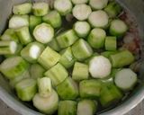 Foto langkah ke 3 dari resep Sayur Bening Bayam dan Oyong.