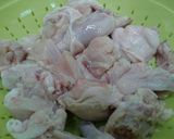 A picture of step 3 of Chicken Macaroni Soup (Sopas).