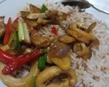 Foto langkah ke 5 dari resep Tumis Cumi Kecap.