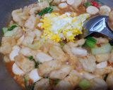 Foto langkah ke 6 dari resep Seblak kids friendly.