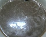 A picture of step 3 of Bún Bò Huế.