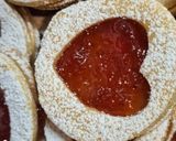 Másnap isteni puha linzer recept fázis 4 fotója