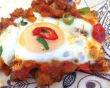 A picture of step 8 of Shakshuka.