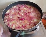 A picture of step 2 of Chicken biriyani.