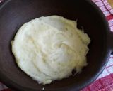 Foto del paso 2 de la receta: Pastel de papas con relleno de prietas nogadas y queso de cabra