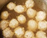 Foto langkah ke 9 dari resep Bakso Ayam Tanpa Tepung Kuah Kaldu.