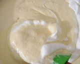 Foto langkah ke 4 dari resep Bolu singkong moist.