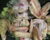 Foto langkah ke 2 dari resep Ayam kecap pedas.