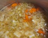 A picture of step 7 of Warming daikon and carrot soup.
