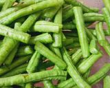 Hình bước làm 1 của món Đậu đũa xào