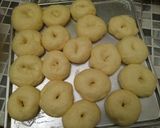 Foto langkah ke 5 dari resep Donat Maizena (donat tanpa kentang).